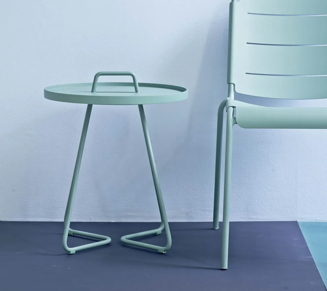 sandy|gartentisch-beistelltisch-aluminiumtisch-cane-line-on-the-move-5065-3.jpg